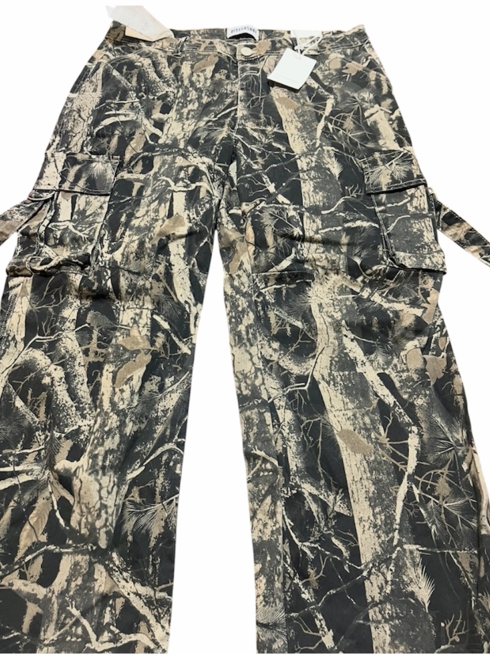 Disclosure Women’s Cargo Wide Leg Camouflage Pants